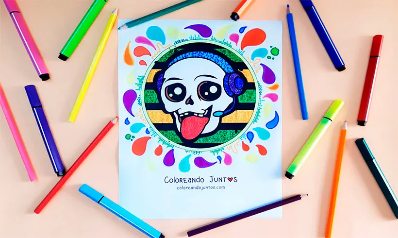 Dibujo de audífonos coloreado por Coloreando Juntos