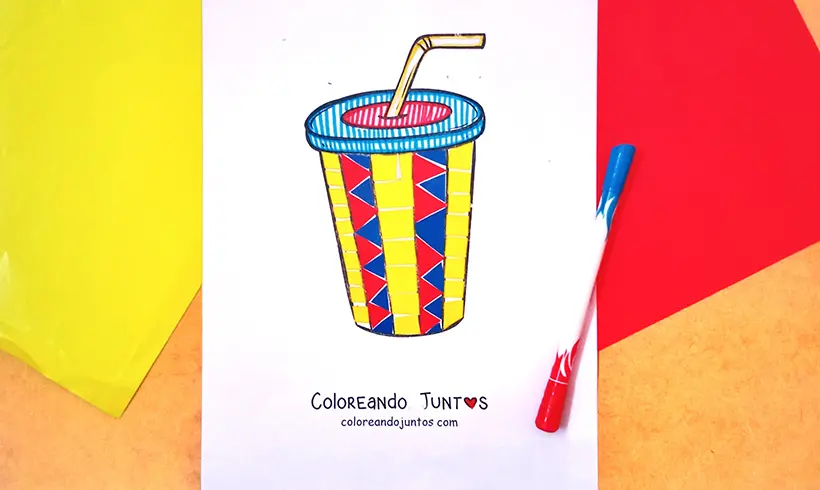 Dibujo de vaso coloreado por Coloreando Juntos