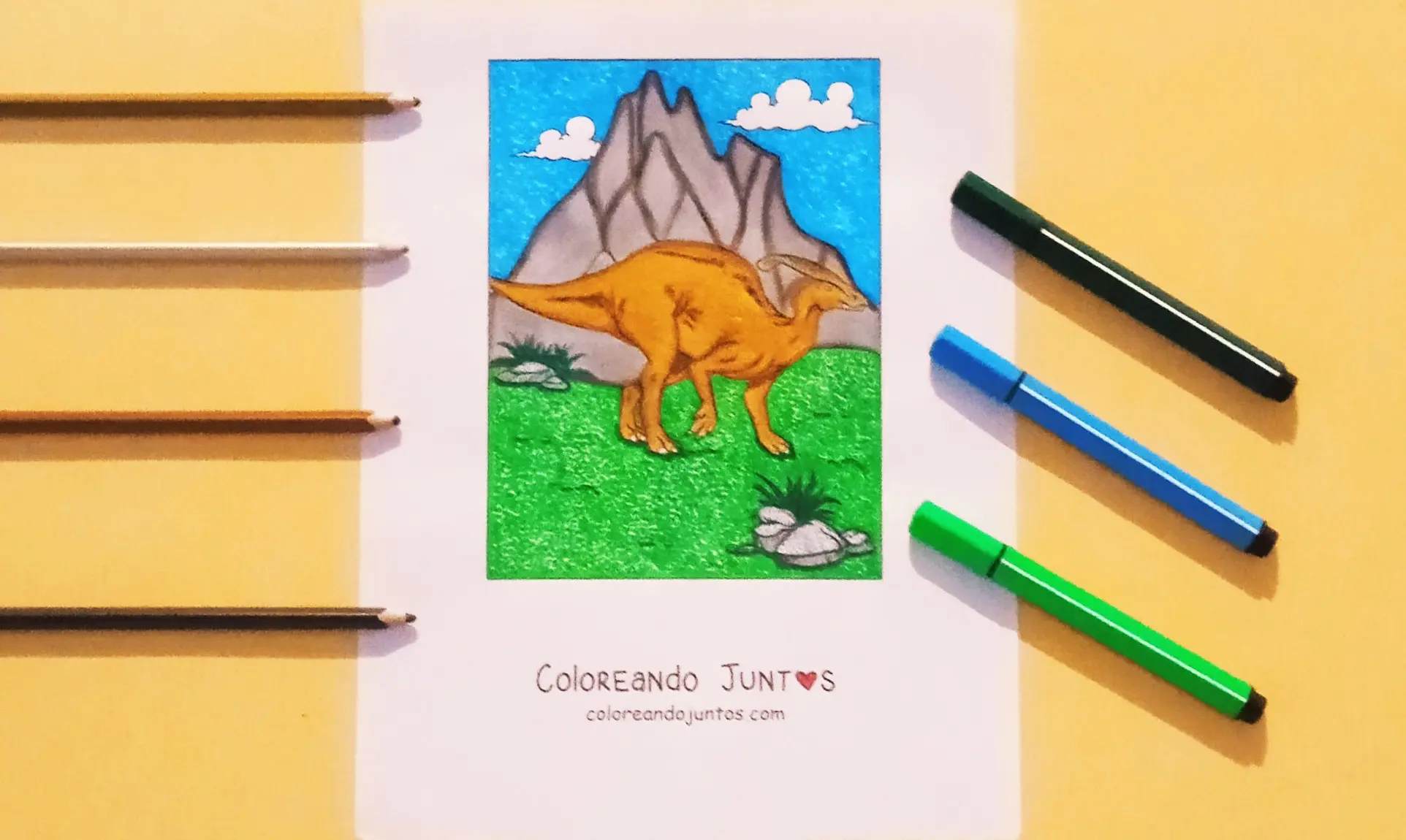 Dibujo de dinosaurio herbívoro coloreado por Coloreando Juntos