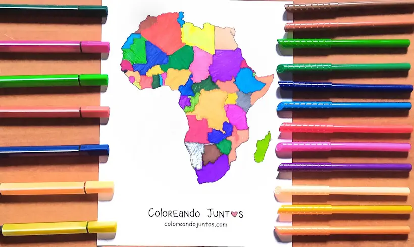 Dibujo del continente africano coloreado por Coloreando Juntos
