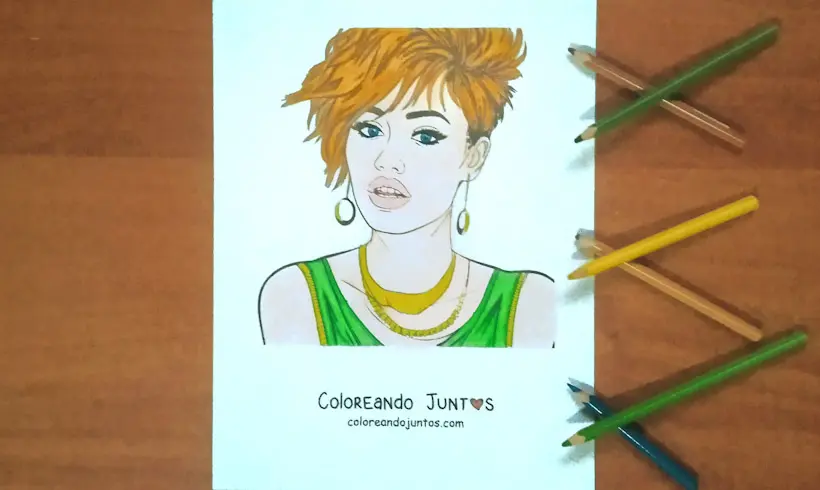 Dibujo de Miley Cyrus coloreada por Coloreando Juntos