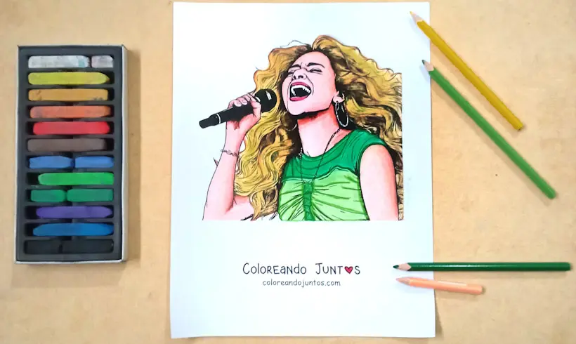 Dibujo de Shakira coloreada por Coloreando Juntos